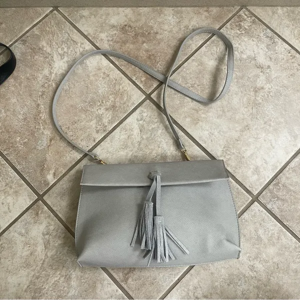 Anthropologie Faux Leather Tassel Crossbody. EUC Snap Closure Purse Satchel‎ - Image 2