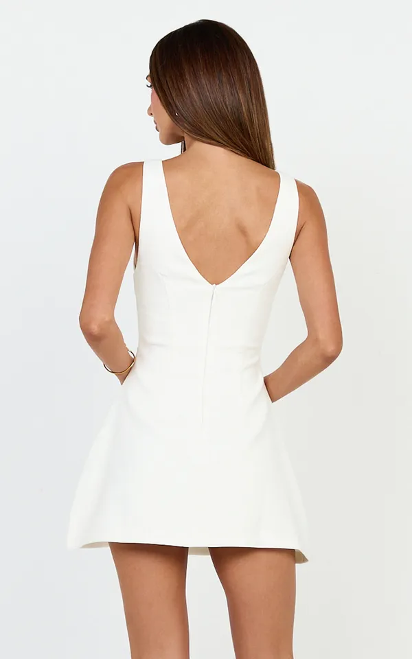 New Showpo Freddie Mini Dress Boat Neck Fit & Flare Dress Size Medium MSRP $129 - Image 6