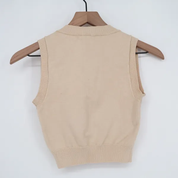 Full Tilt Womens Beige Argyle V-Neck Cropped Knit Sweater Vest Small - Image 3