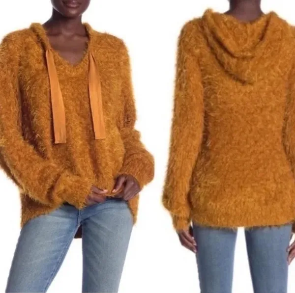 Free People Fuzzy Hoodie Oversized - Image 2