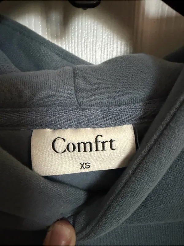 Comfrt Women's Travel Pullover Hoodie in Dusty Blue XS - Image 5