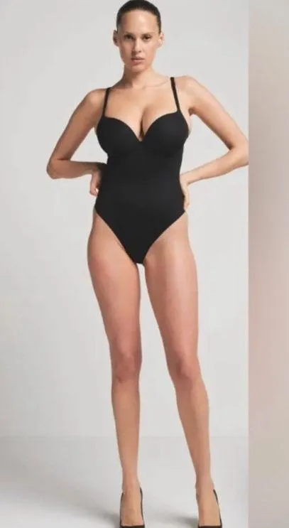 SKIMS Body Ultimate Bodysuit M - Image 4