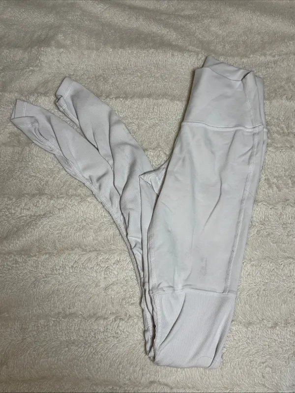 Alo High-Waist White Ribbed Leggings - Image 2