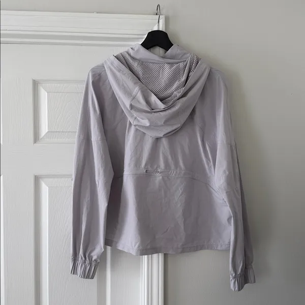 Lululemon All Day Breeze Pullover Hooded Jacket - Image 5
