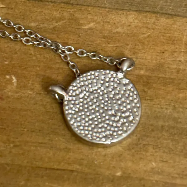 Silver tone white gold bond round disc initial letter A pendant necklace - Image 5