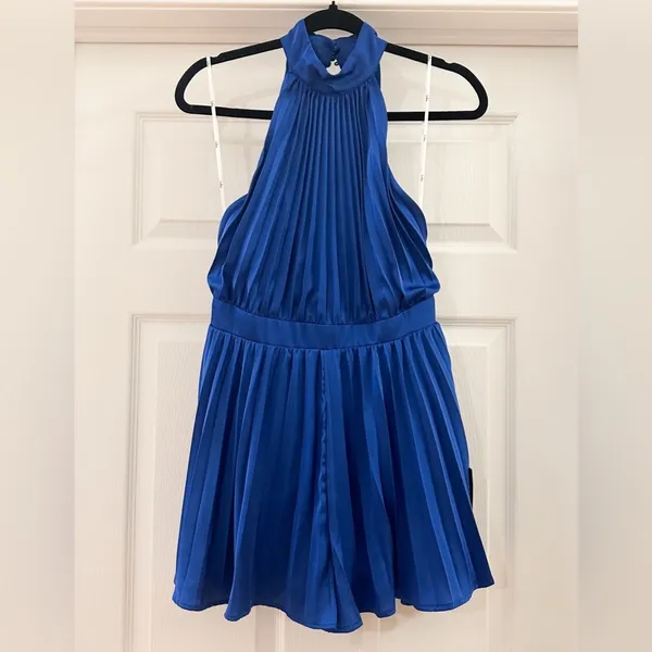 NWT Lulus Seriously Stunning Cerulean Blue Satin Pleated Backless Romper Small - Image 5
