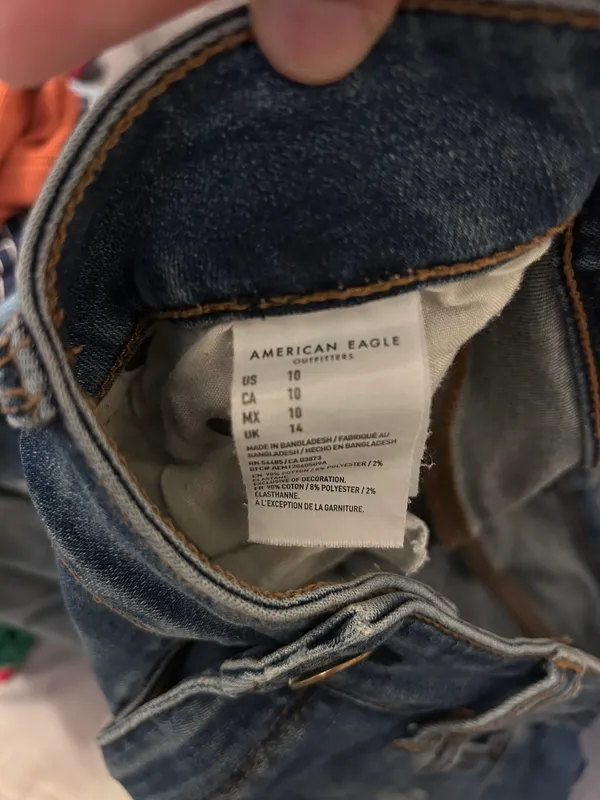 American Eagle Outfitters Distressed Shorts - Image 6