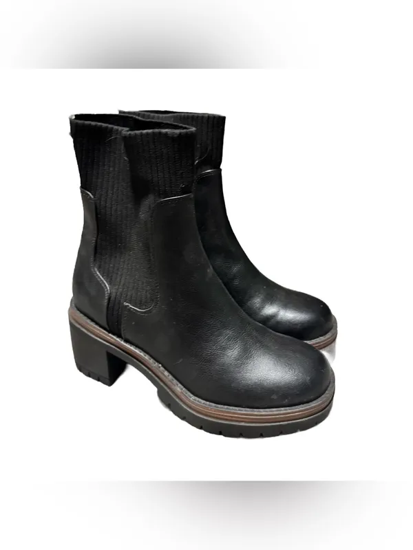 Mia Gretta Lug Ankle Boot Women's 9 Black Leather Heeled Pull On Chelsea NWT - Image 5