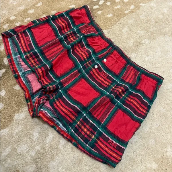PINK Victoria’s Secret red green plaid pajama shorts women’s size small - Image 3