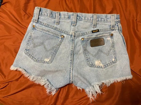 High-Rise Wrangler Shorts Denim - Image 4