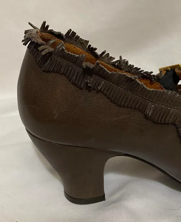 Chie Mihara Leather Vintage Looking Heels - Image 7
