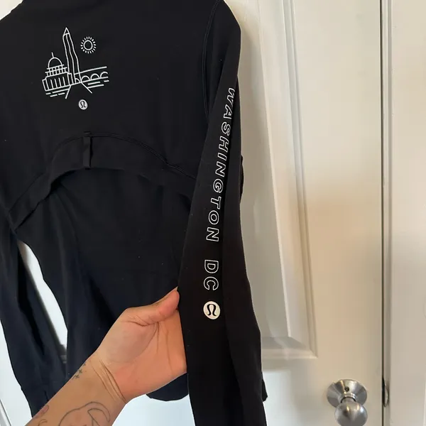 *Viral Lululemon Define jacket Washington D.C limited edition size 8 - Image 7