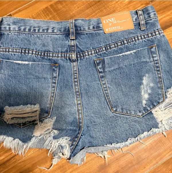 One Teaspoon Denim Shorts Distressed - Image 2