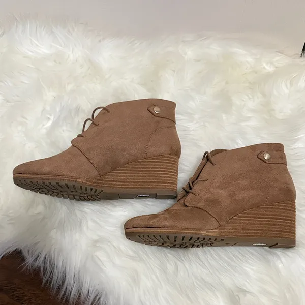 💙💖 Dr. Scholl's Brown Conquer Faux Suede Comfort Wedge Ankle‎ Booties - Image 3