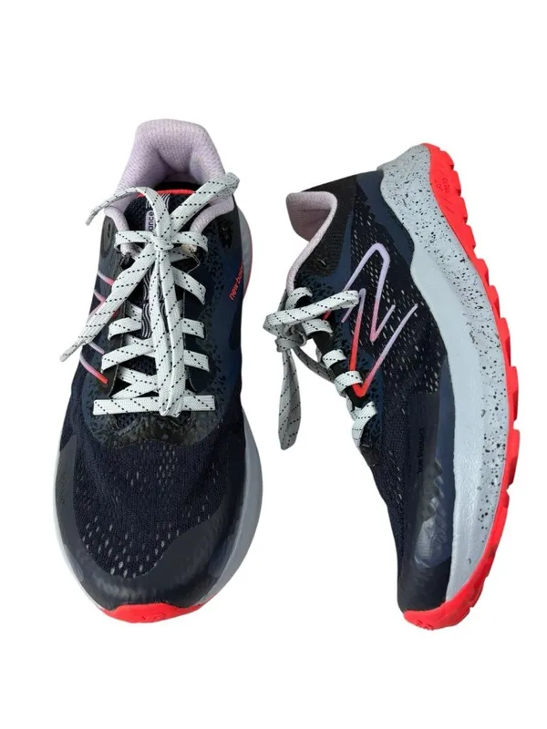*New Balance Nitrel Running Shoes Womens Size 7.5 Navy Blue Speckled Midsole - Image 2