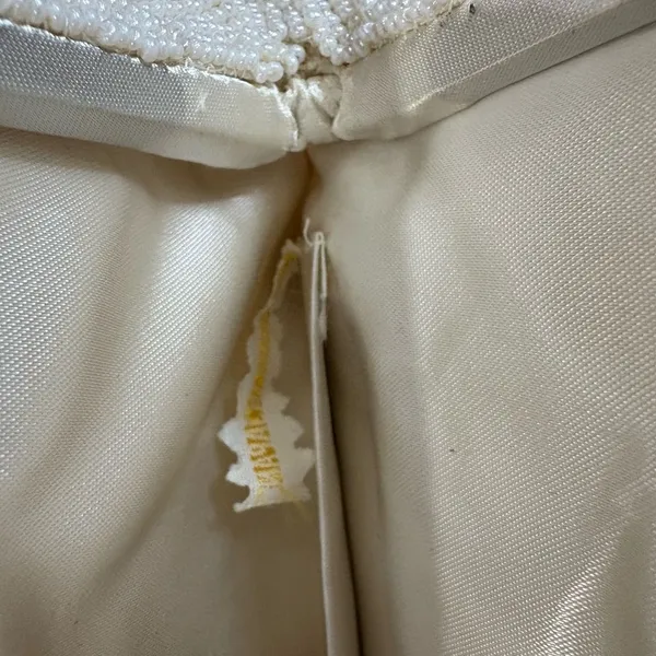 1950-1960 Elegant White Beaded Clutch made in Japan. - Image 7