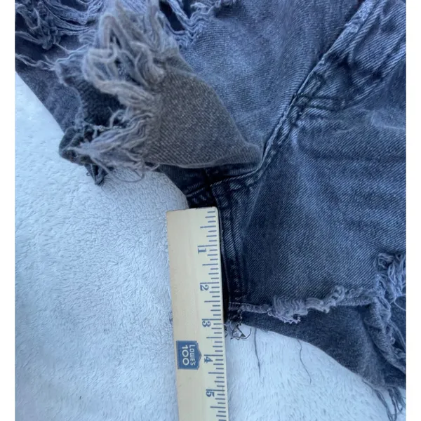 Free People We The Free Black Distressed Denim Shorts High‎ Rise Raw Hem Size 27 - Image 5
