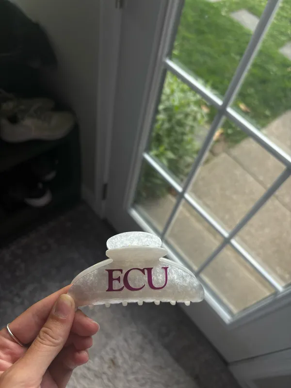 Customized college claw clips! Multiple - Image 4