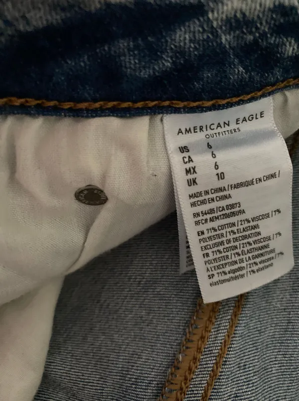 American Eagle Denim Shorts - Image 3