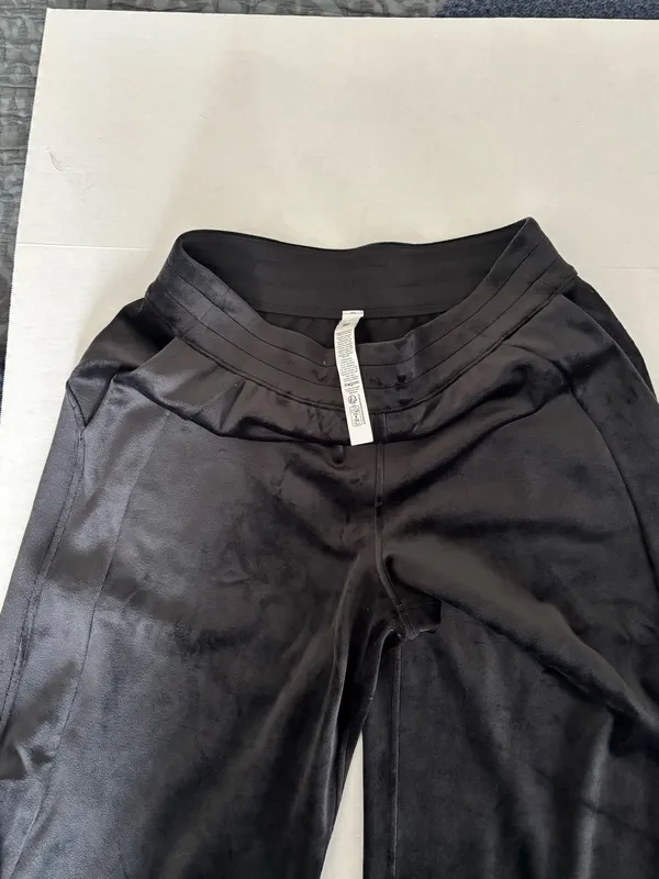 Lululemon Black Stretch Athletic Jogger Pants Women’s Large - Image 2
