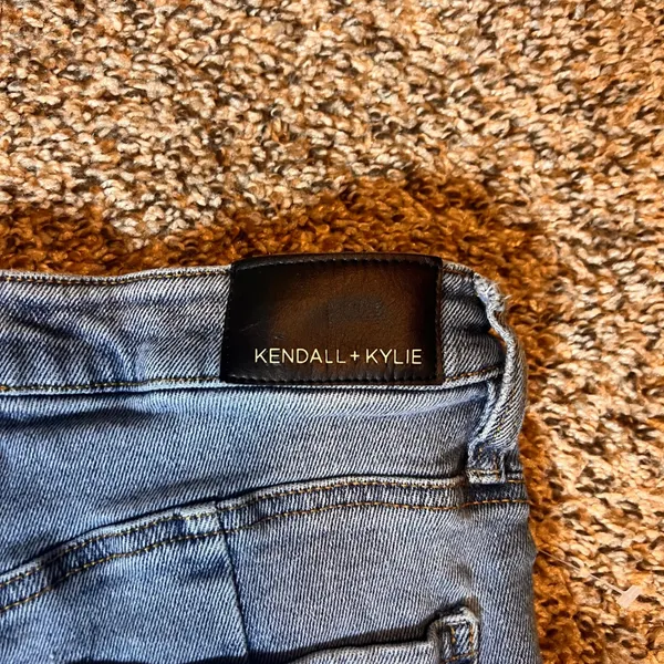 Kendall + Kylie The Icon High Rise‎ Straight Leg Ripped Distressed Jeans Women's - Image 8