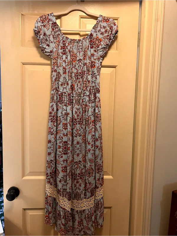 American Rag Light Blue Floral Maxi Dress with Rust Accents - Image 8