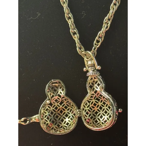 Silver Tone Filigree Gourd Locket Pendant Twisted‎ Rope Chain Necklace 28 Inch - Image 2