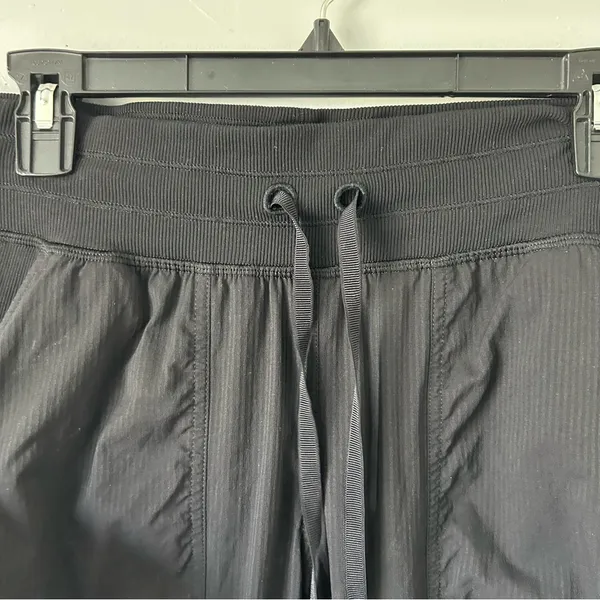 Lululemon Dance Studio Mid-Rise Joggers Black Size 6 - Image 6