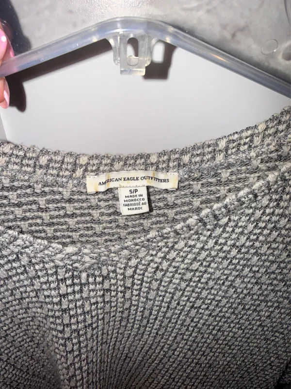 American Eagle Sweater Shirt - Image 2