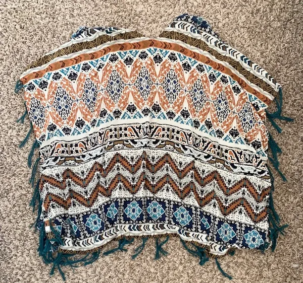 Boutique Fringe Cardigan - Image 2