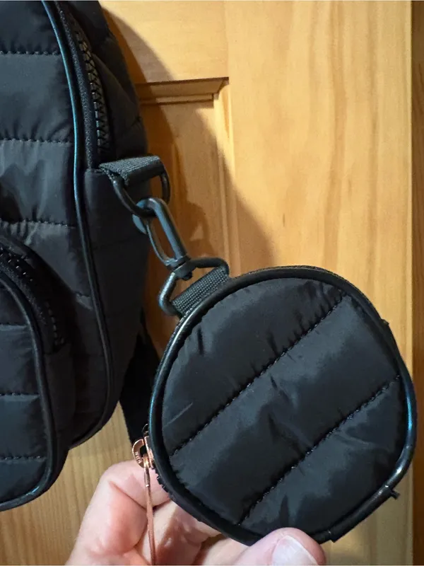 Reebok Women's Luna Quilted Mini Backpack with a detachable coin pouch in black - Image 4