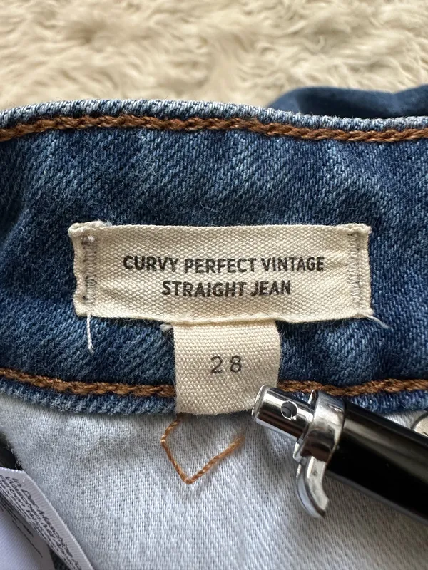 Madewell Jeans The Curvy Perfect Vintage Straight Jean in Mayfield Wash Sz 28 - Image 10