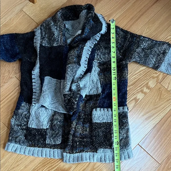 Curio Patchwork Cardigan Sweater oversized - Image 7