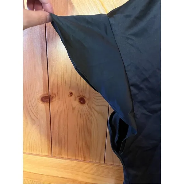 Victorias Secret Satin Kimono Robe Open Ruffle Front Cover Up One Size Black Nwt - Image 3