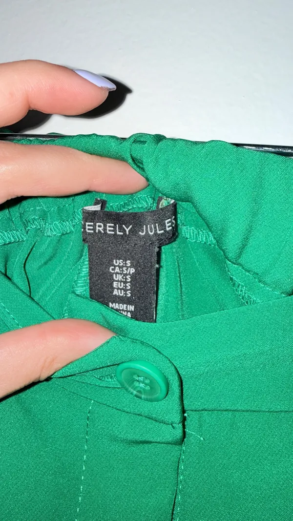 Sincerely Jules Boutique Green Suit Shorts - Image 2