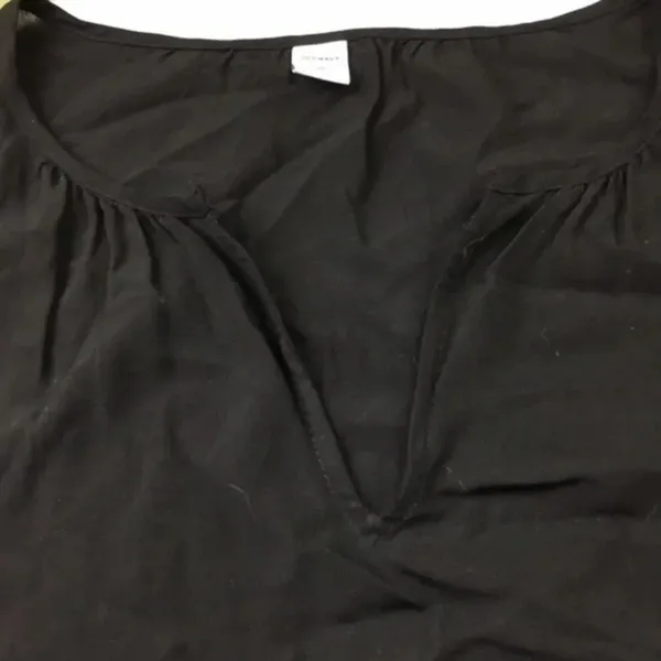 old navy ladies blouse M - Image 6
