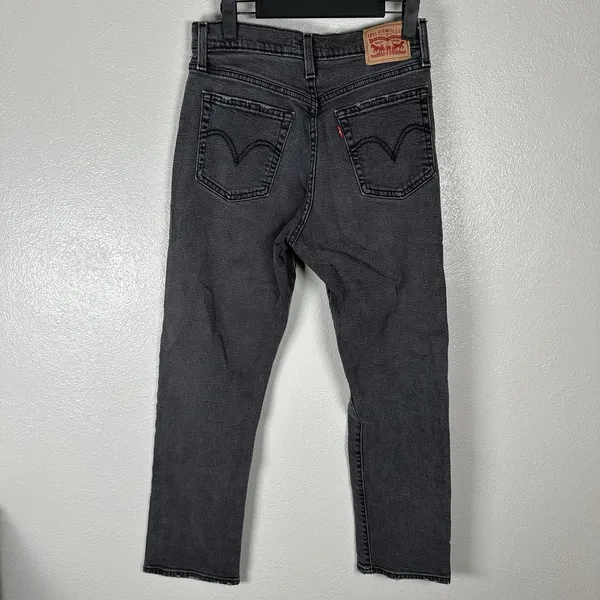 Levis Womens Size 28 Wedgie Straight Jeans Distressed Gray Black Wash Button Fly - Image 4