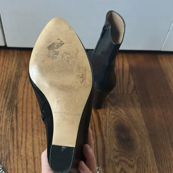 Ann Taylor Leather Wedge Booties Size 5 - Image 5