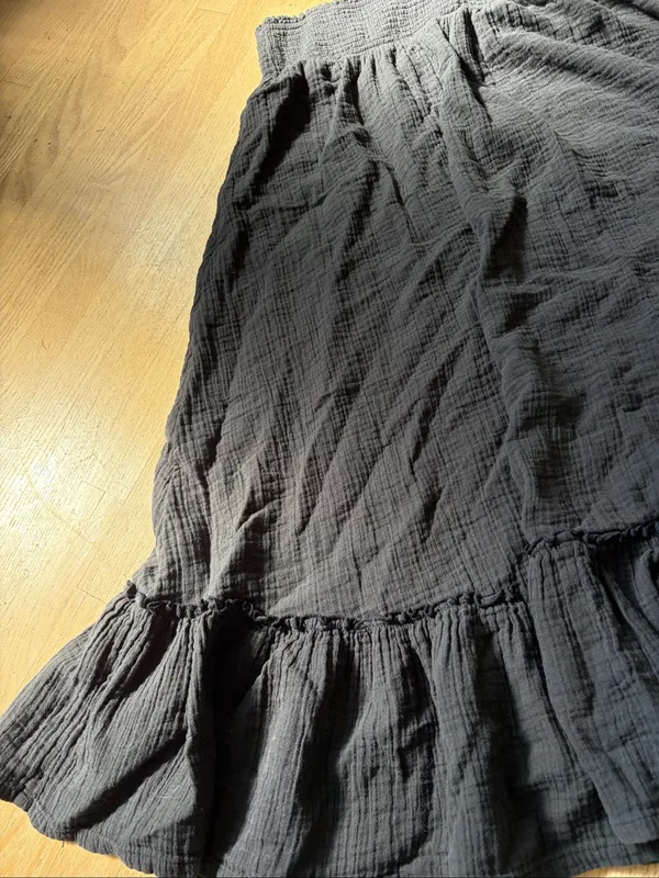 Quince 100% Organic Cotton Gauze Smocked Maxi Skirt Medium - Image 3