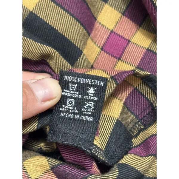 Dixxon Flannel Women's 22 Jumps Shirt Plaid Button Down Size Medium - Image 6