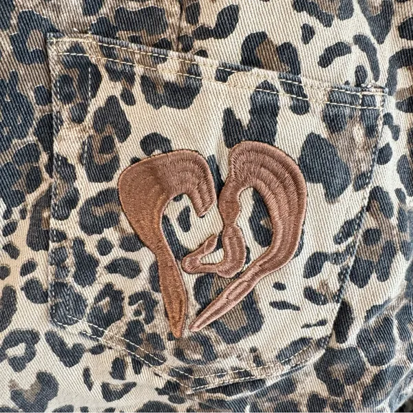 NWT Aelfric‎ Eden Wide Leg Leopard Print Jeans Size 34 - Image 5