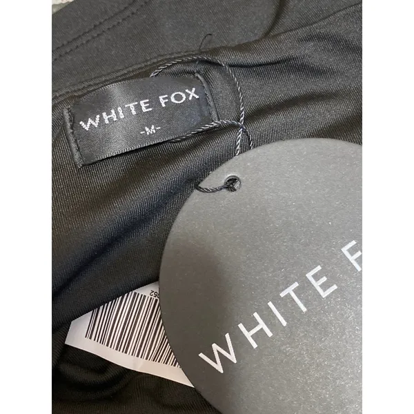 NEW White Fox Black Flower Keyhole Sleeveless Halter Camisole Crop Tank Top M - Image 3