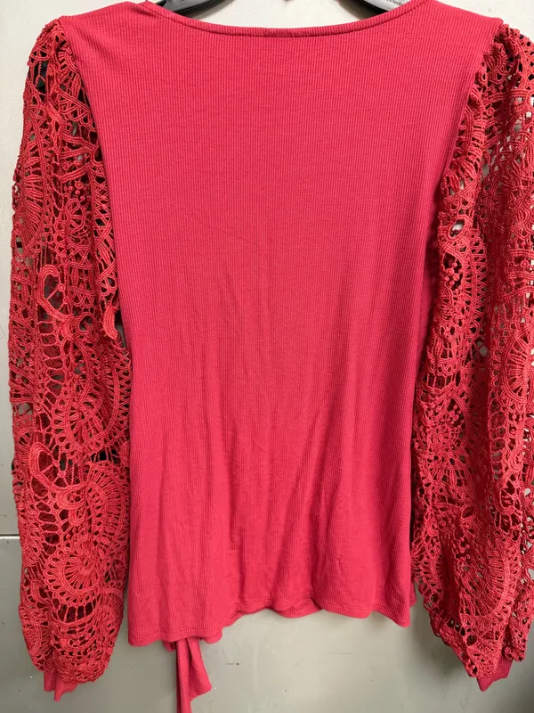 Red shirt size S lace sleeve v-neck - Image 5