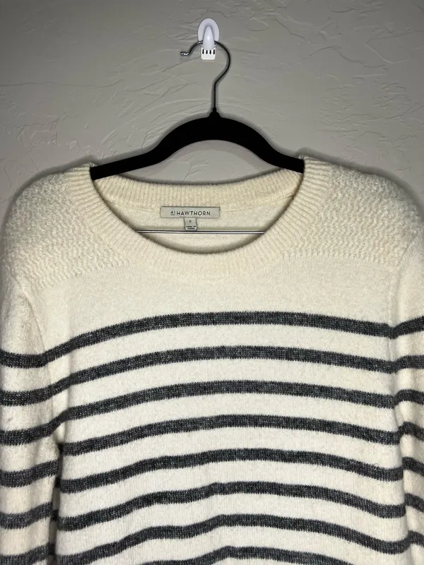 41‎ Hawthorn Roma Textured Cream Gray Striped Wool Alpaca Blend Sweater - Image 3
