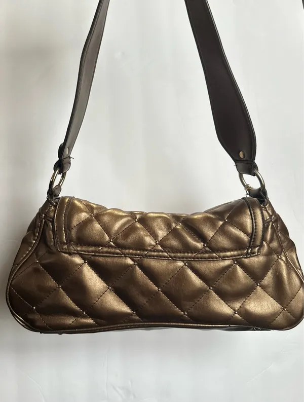 Y2K City UNLTD Quilted Gold Metallic Purse - Image 12