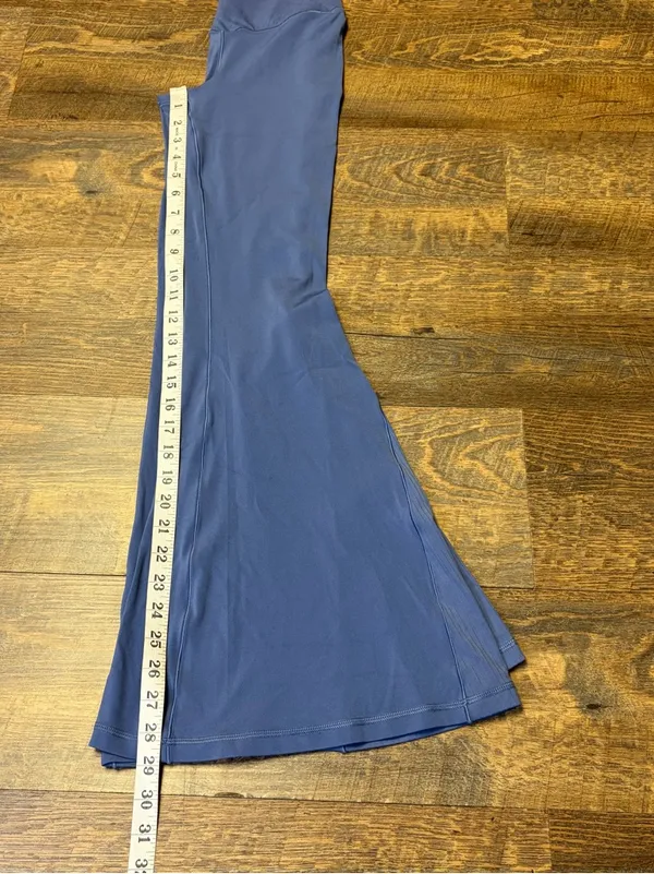 OFFLINE by Aerie Real Me Super Flare Hi-Rise Leggings Blue Medium Short Inseam - Image 9