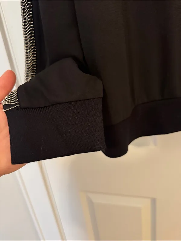 Dkny City Lights Black Long-Sleeve Top with Accented Sleeves - Image 4