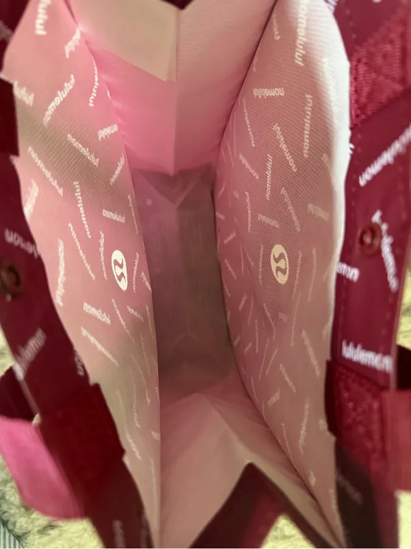 Lululemon Burgundy Reusable Shopper Tote Bag Holiday Limited Edition Small Logo - Image 3