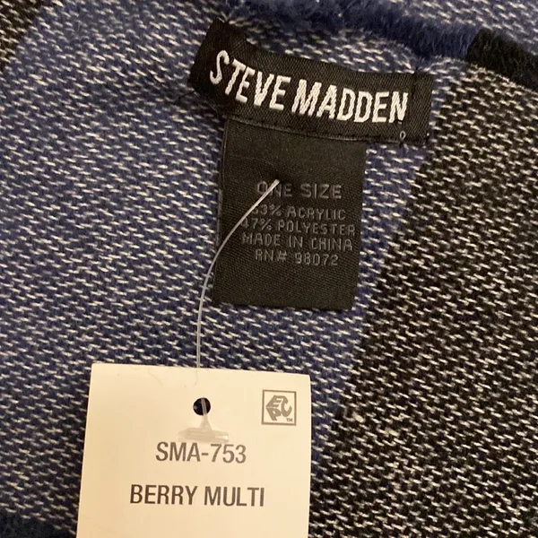 Steve Madden Scarf Berry Multi Color - Image 3