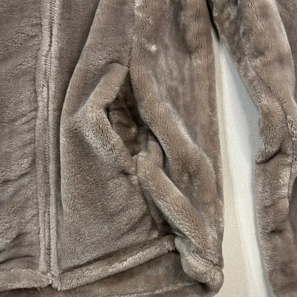 32 Degrees Teddy Jacket in Taupe - Image 3